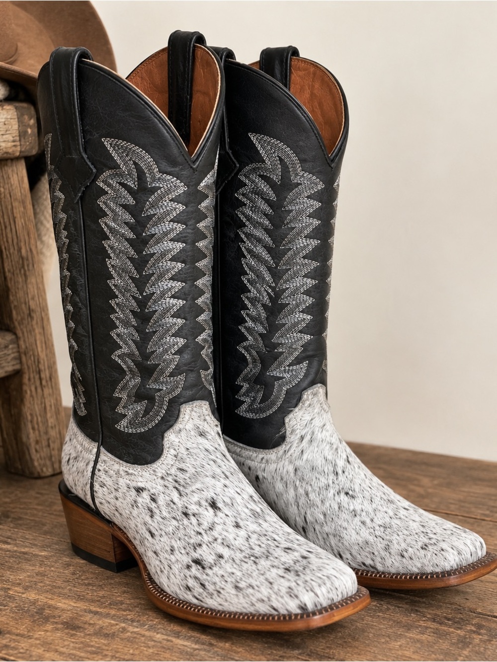 Tanner Mark Jolene Cowhide Western Cowboy Boots Black White 7.5